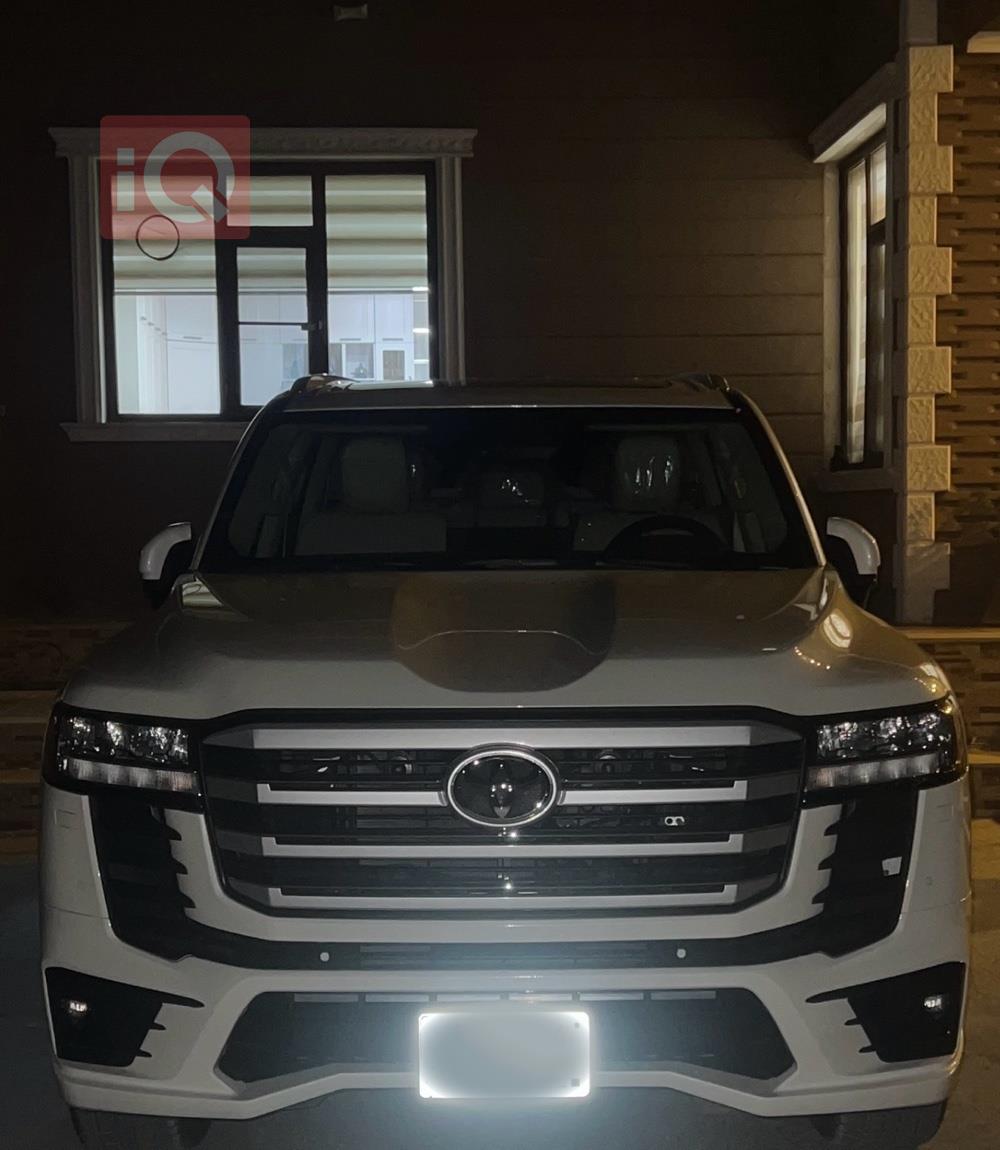 تويوتا لاندكروزر